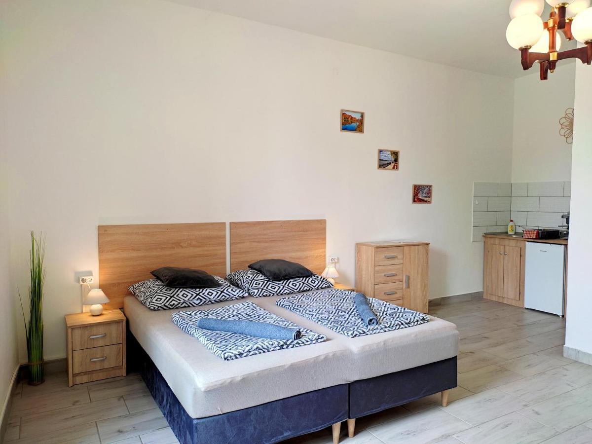 Panorama Apartman Вац Экстерьер фото
